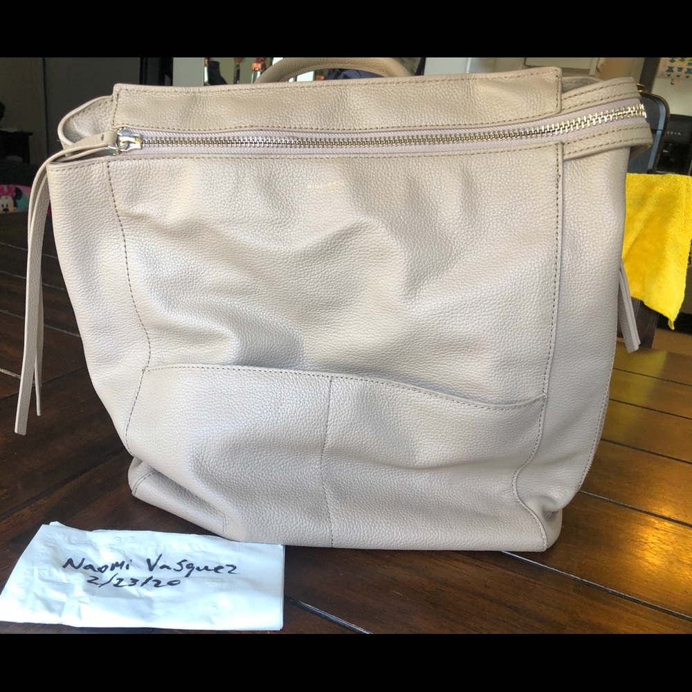 Mina Baie Harper Nude